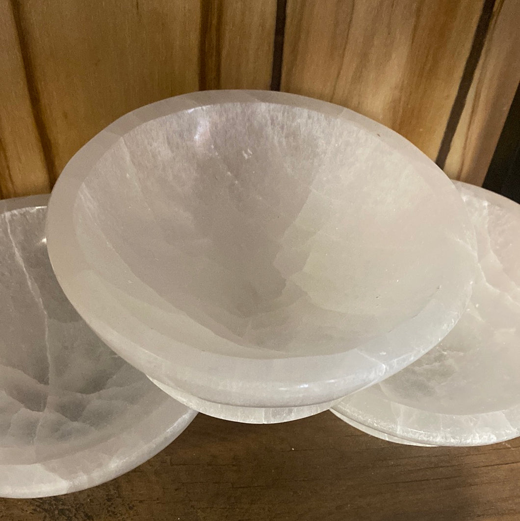 Selenite bowl