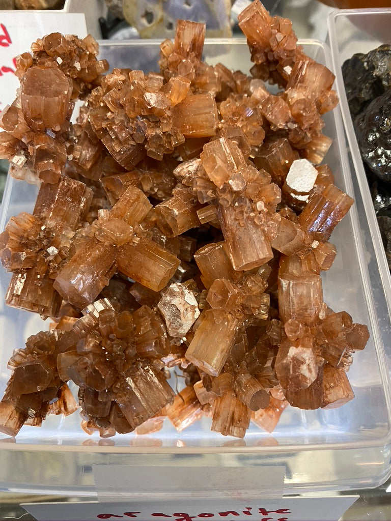 Aragonite Clusters